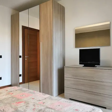 Lungolago San Feliciano Apartment