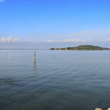 Lungolago San Feliciano Apartamento *